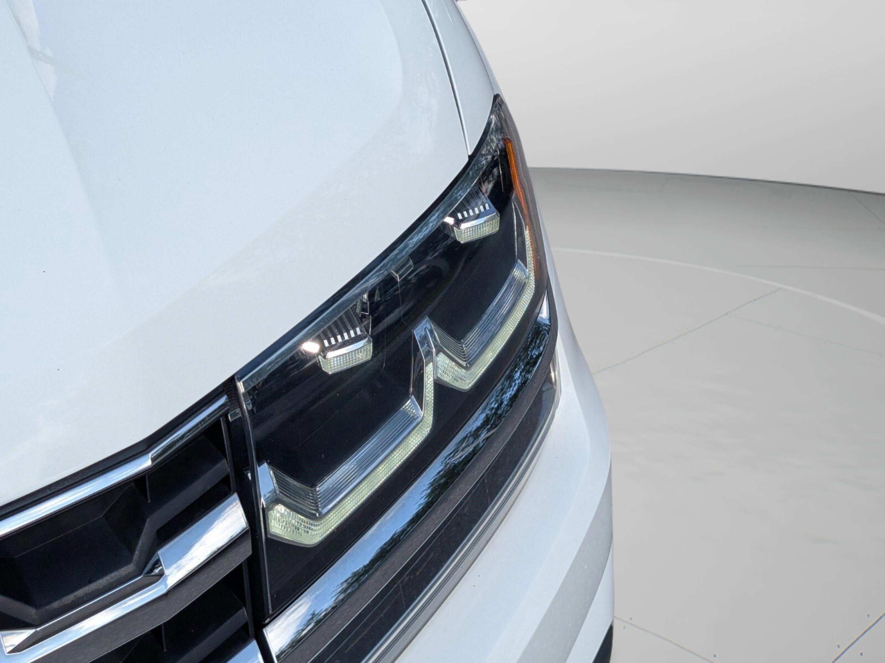 Used 2019 Volkswagen Atlas S FWD image 25