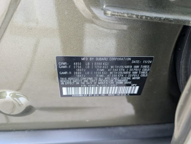 Used 2025 Subaru Outback Onyx Edition AWD/4WD image 24