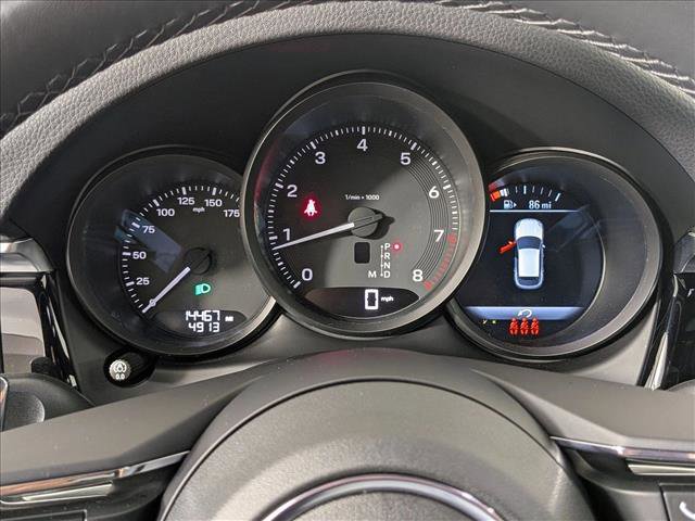 Certified 2023 Porsche Macan image 16