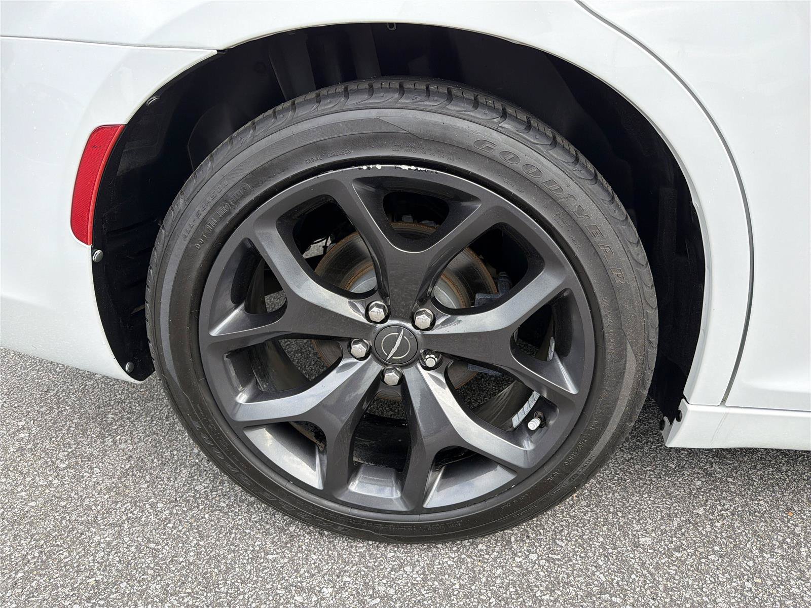 Used 2021 Chrysler 300 S RWD image 16