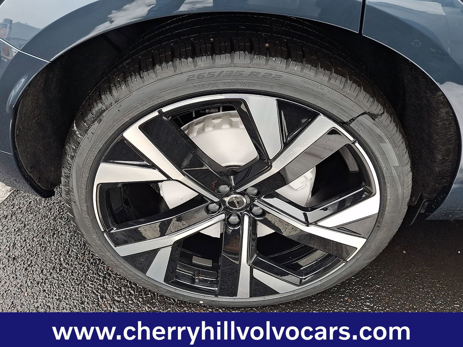 New 2026 Volvo XC60 T8 Ultra w/ Protection Package Premier image 6