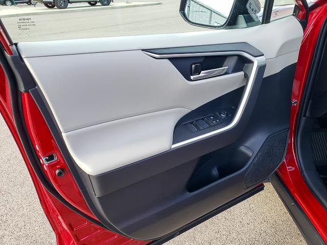 New 2025 Toyota RAV4 XLE image 9