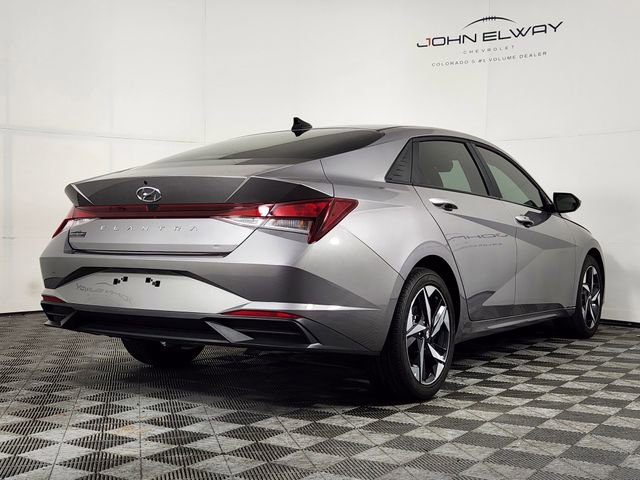 Used 2023 Hyundai Elantra SEL w/ Convenience Package FWD image 7