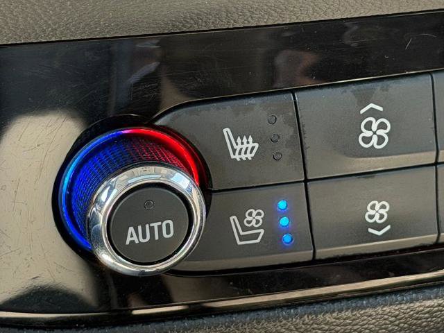 Used 2020 Buick Enclave Premium w/ Sun and Sites Package AWD/4WD image 4