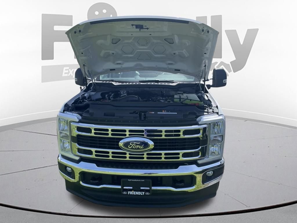 New 2026 Ford F350 XL w/ XL Chrome Package AWD/4WD image 24