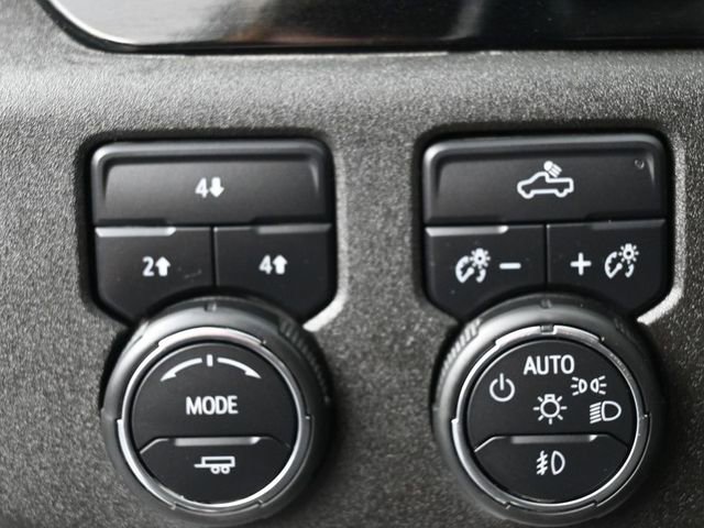 Used 2024 Chevrolet Silverado 2500 LT AWD/4WD image 14