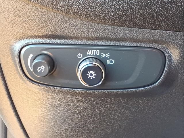 Used 2024 Chevrolet Equinox LT AWD/4WD image 17