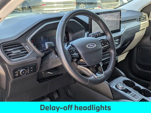 Used 2023 Ford Escape SE FWD image 14