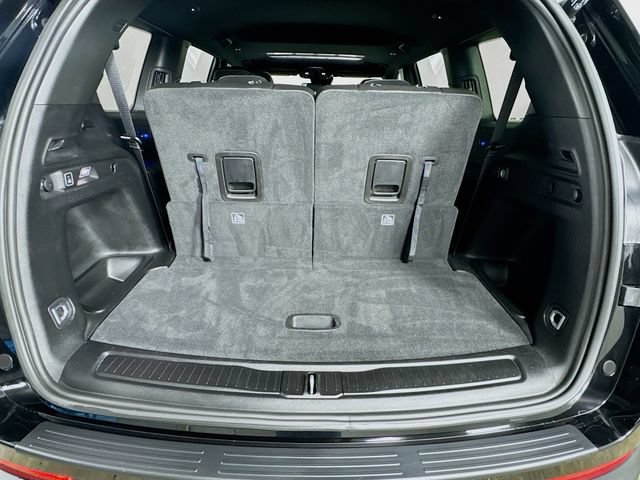 Used 2023 Jeep Grand Cherokee L Laredo AWD/4WD image 31