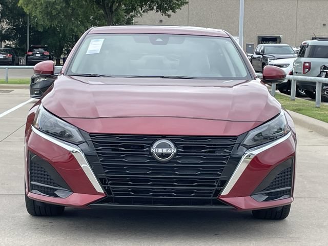 Used 2024 Nissan Altima 2.5 SL FWD image 7