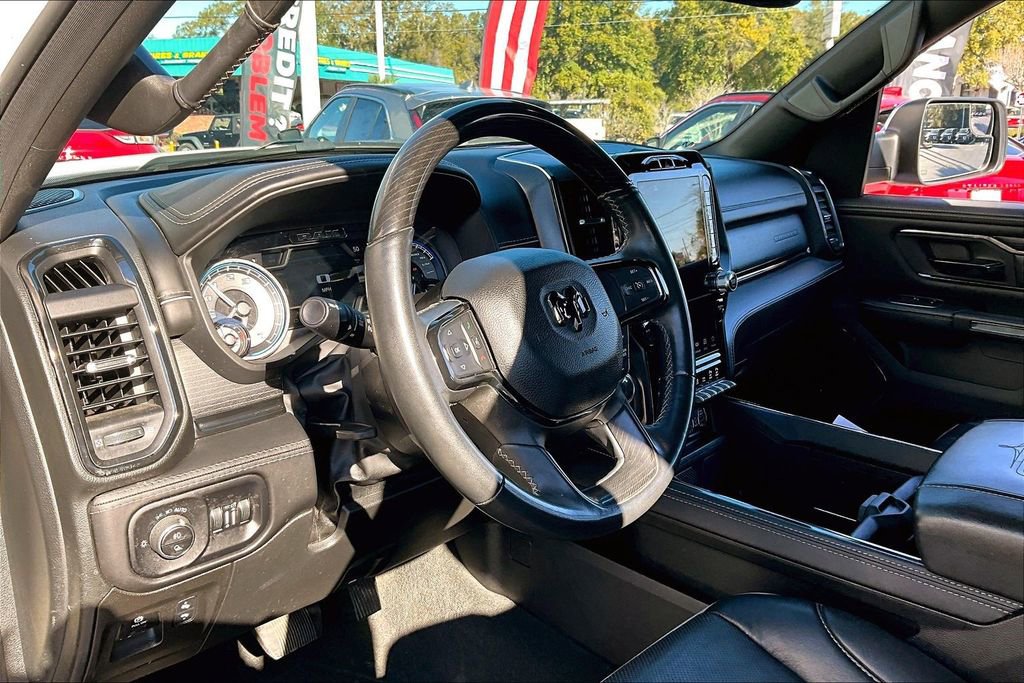 Used 2022 RAM 1500 Limited w/ Body-Colour Bumper Group image 15