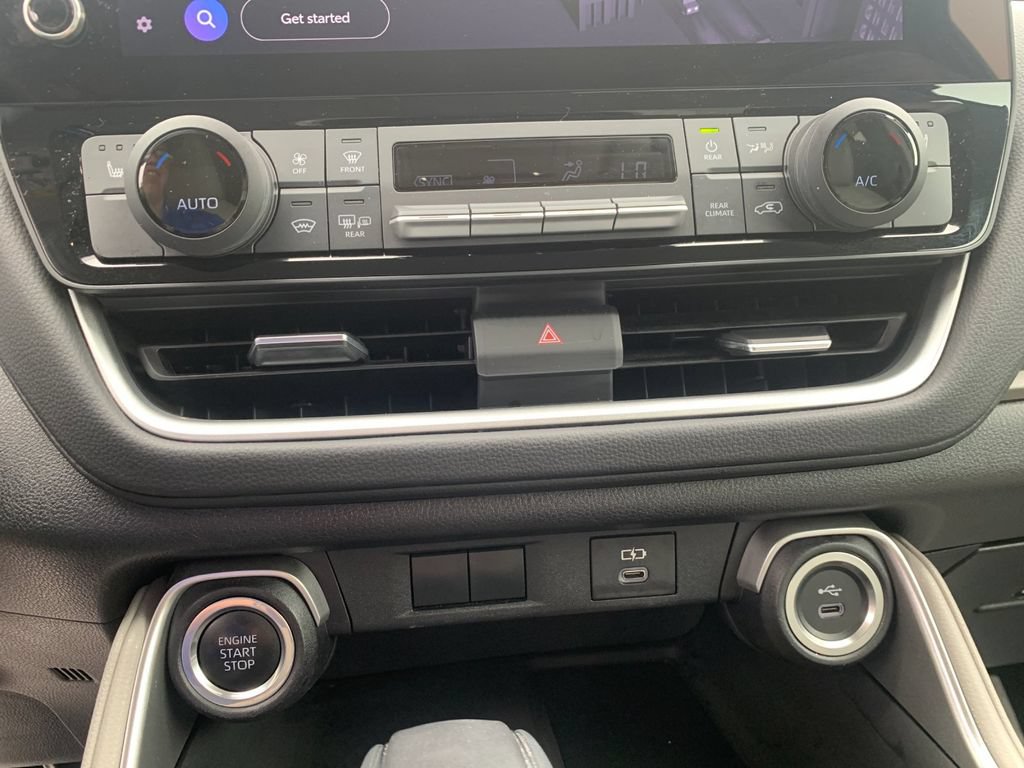 Used 2024 Toyota Grand Highlander AWD image 24