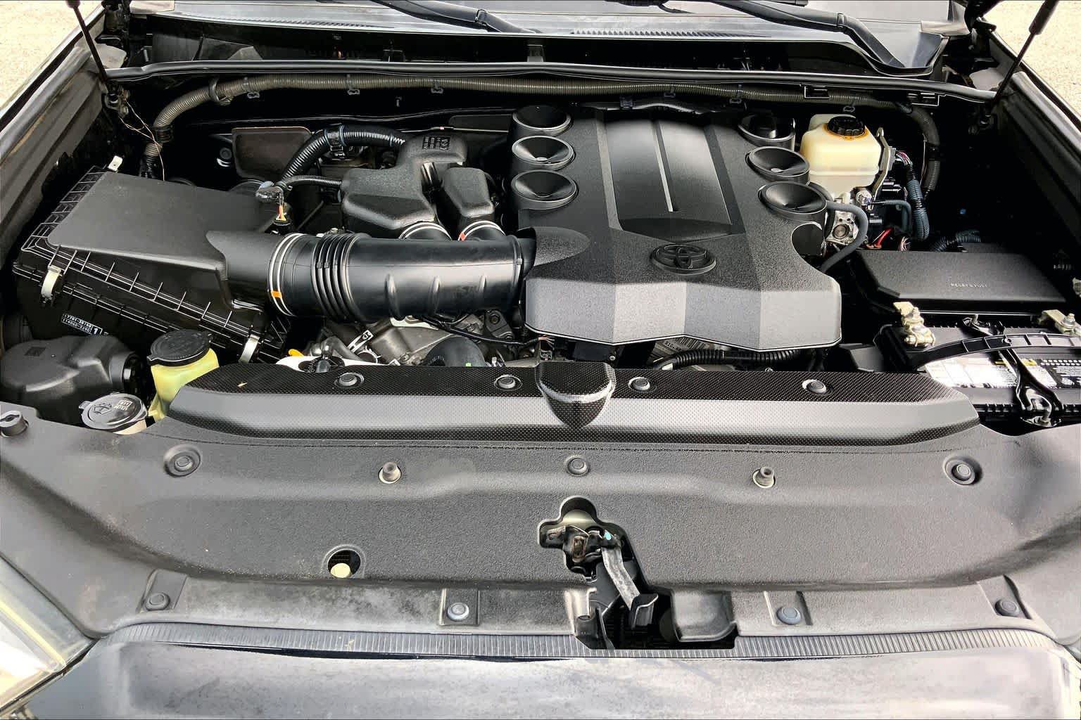 Used 2015 Toyota 4Runner SR5 Premium RWD image 31