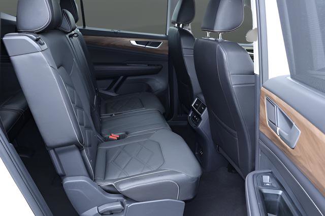 Certified 2025 Volkswagen Atlas SE FWD image 21