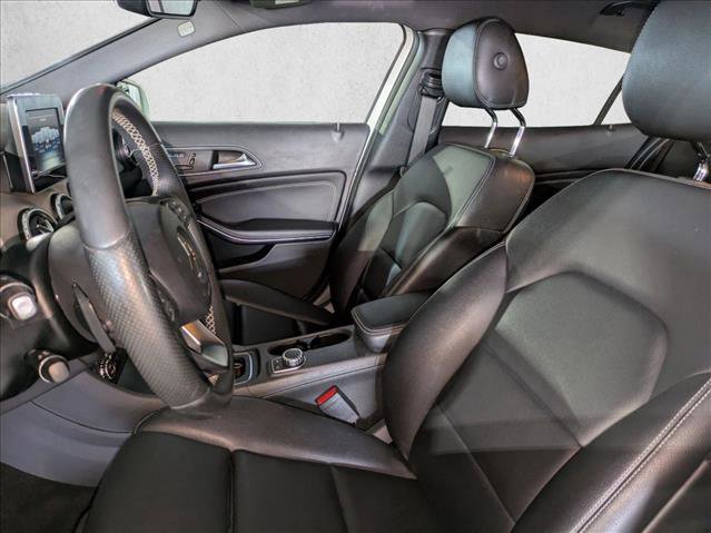 Used 2016 Mercedes-Benz GLA 250 image 18