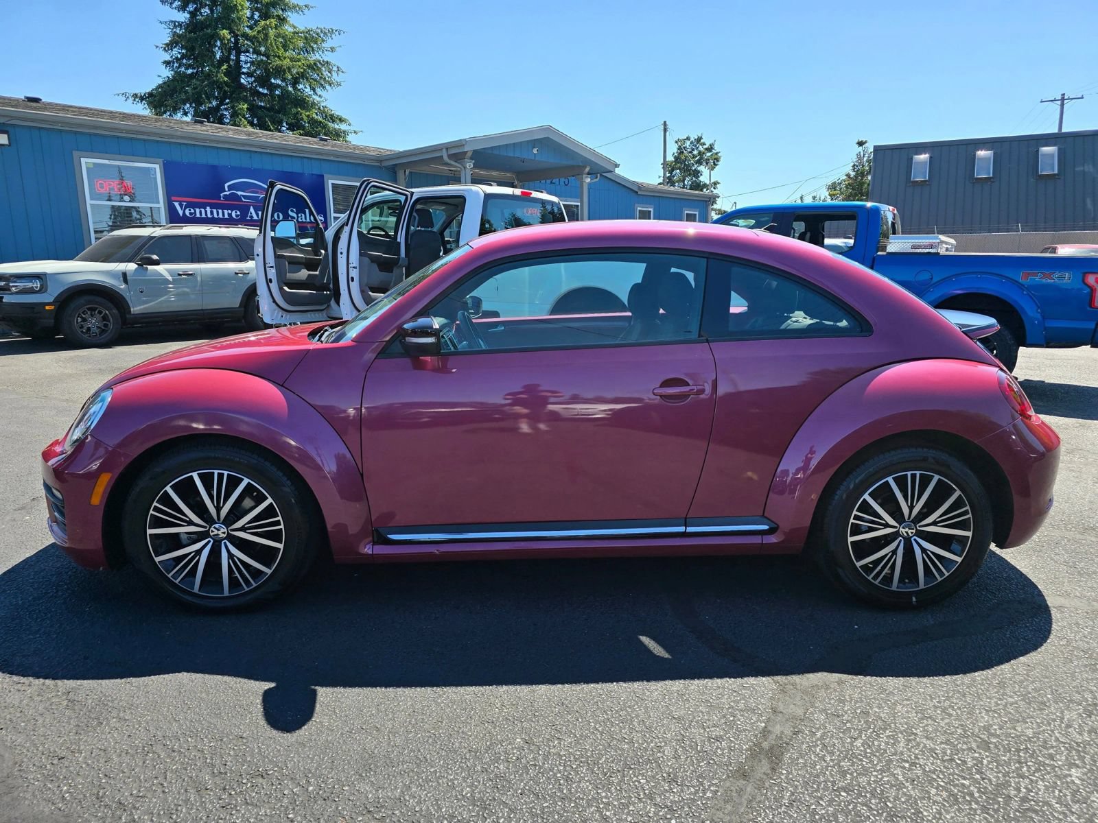 Used 2017 Volkswagen Beetle #PinkBeetle FWD image 2