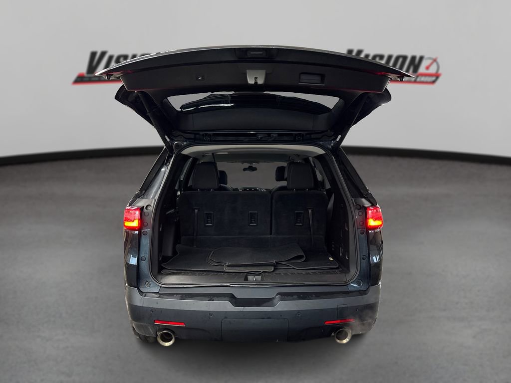 Used 2019 Chevrolet Traverse LT image 11