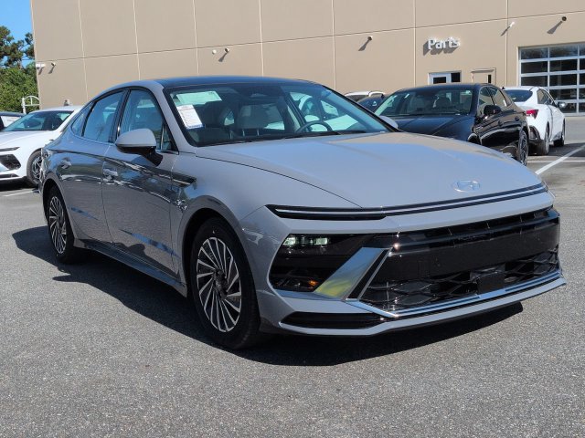 New 2026 Hyundai Sonata SEL FWD image 3