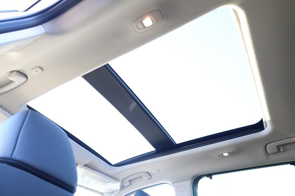 New 2026 Nissan Rogue Platinum w/ Platinum Premium Package image 9