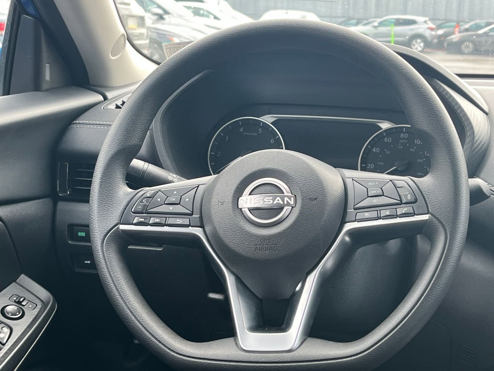 Used 2025 Nissan Sentra SV FWD image 27