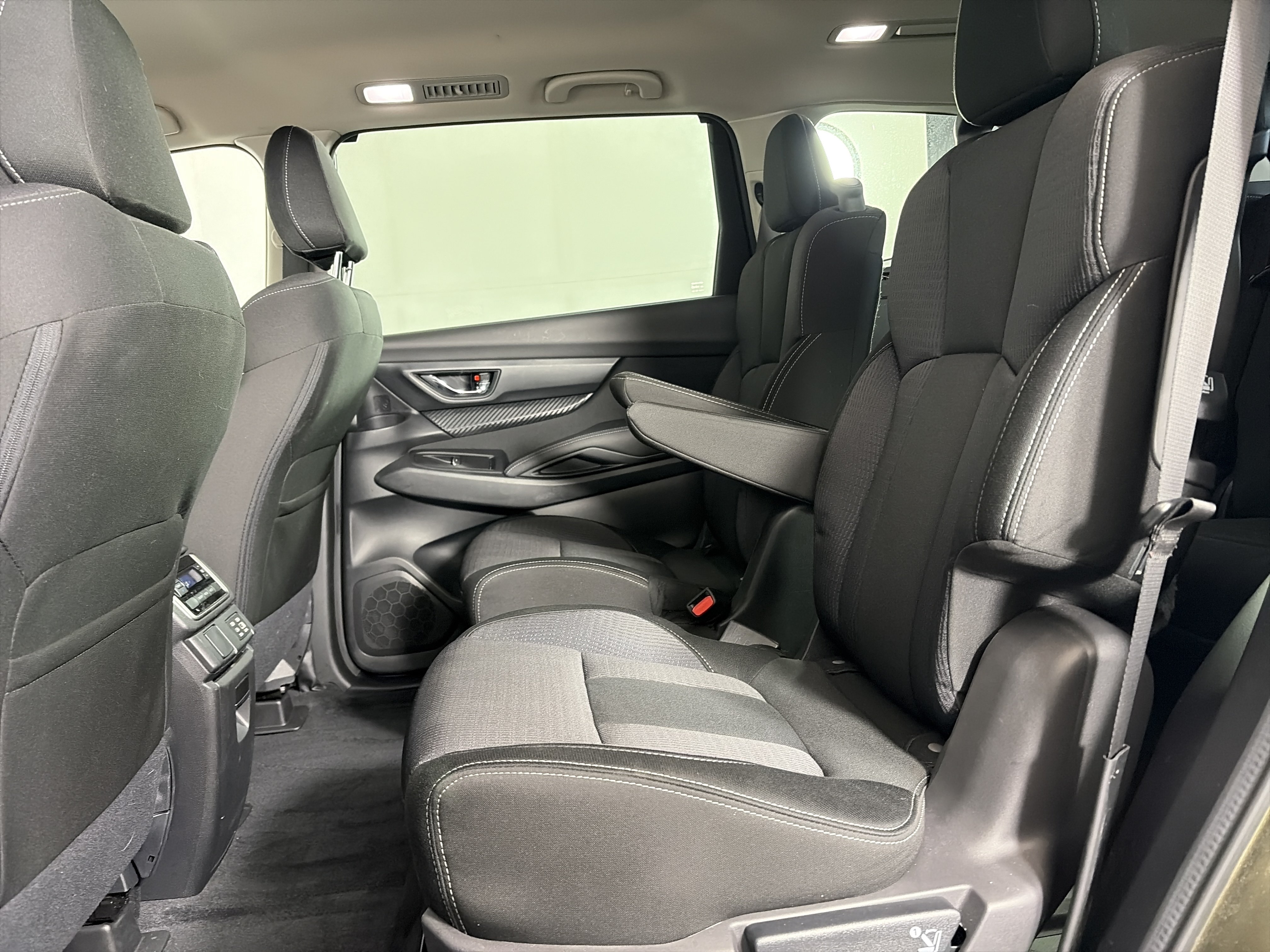 Certified 2025 Subaru Ascent Premium AWD/4WD image 7