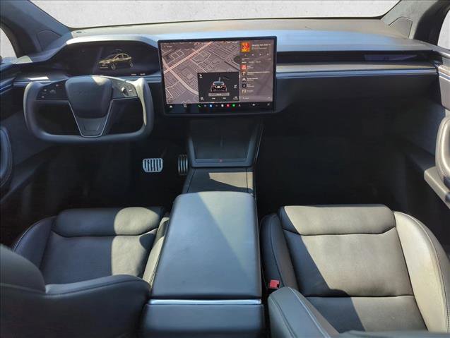 Used 2022 Tesla Model X Plaid image 18