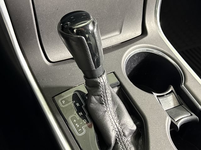 Used 2016 Toyota Camry SE FWD image 35