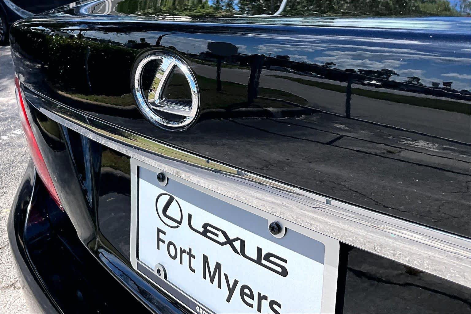 Used 2012 Lexus LS 460 AWD w/ Luxury Value Edition image 30