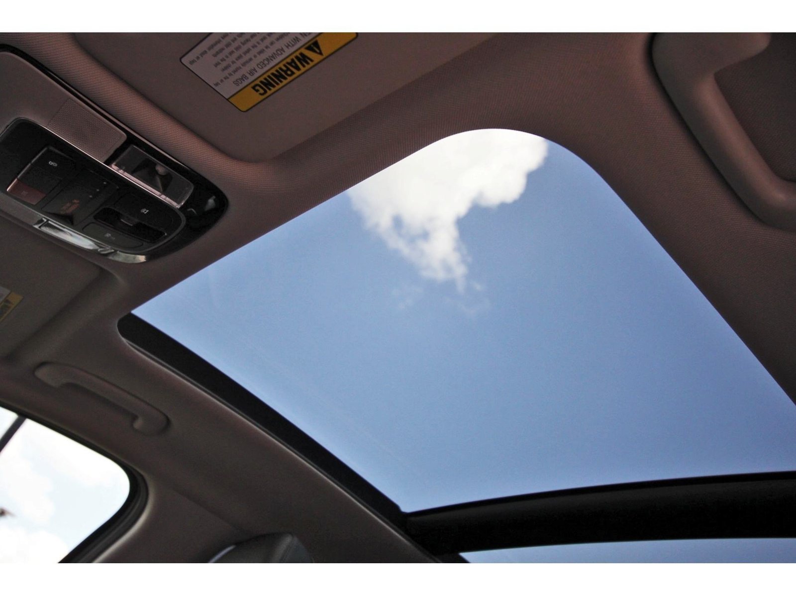Certified 2024 Hyundai Tucson Limited FWD image 31