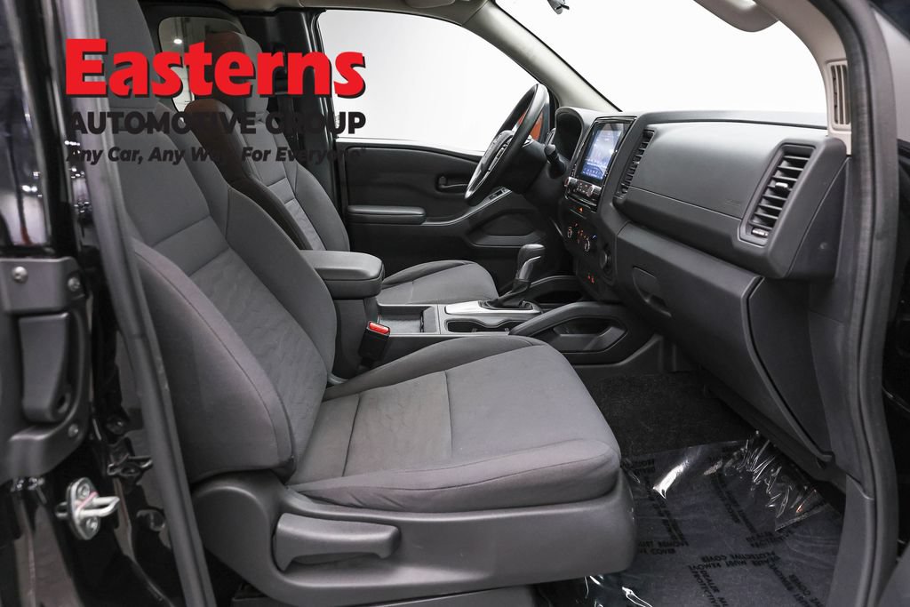 Used 2022 Nissan Frontier S RWD image 21