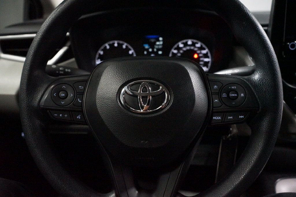 Certified 2025 Toyota Corolla LE FWD image 12
