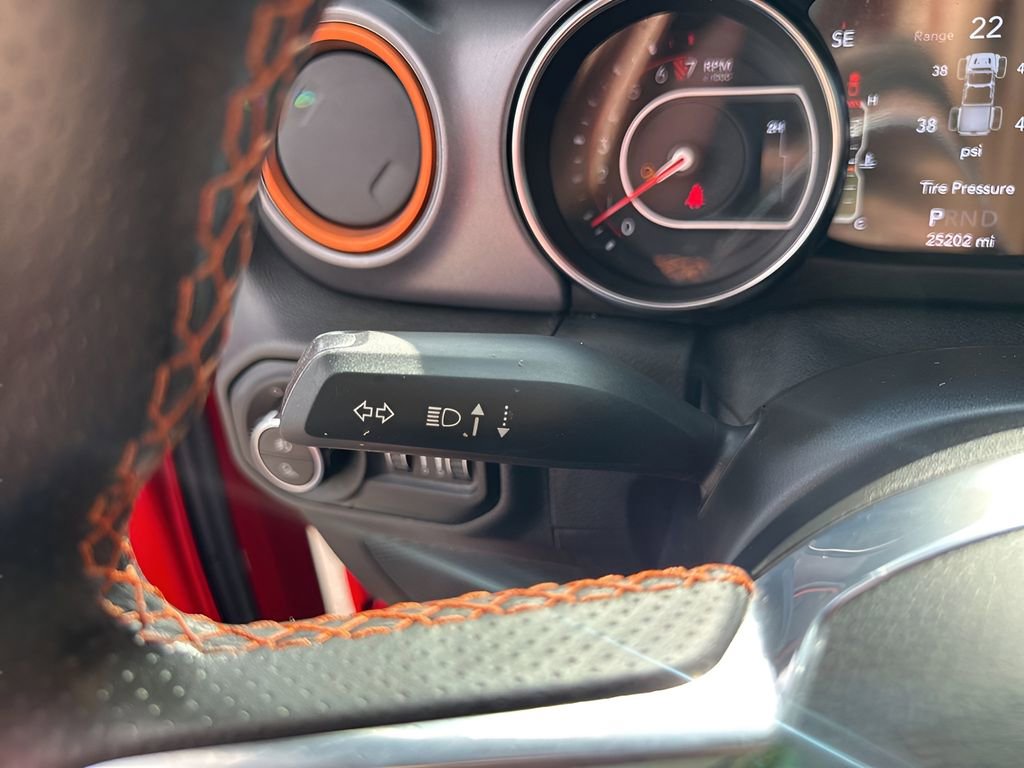 Used 2021 Jeep Gladiator Mojave image 30