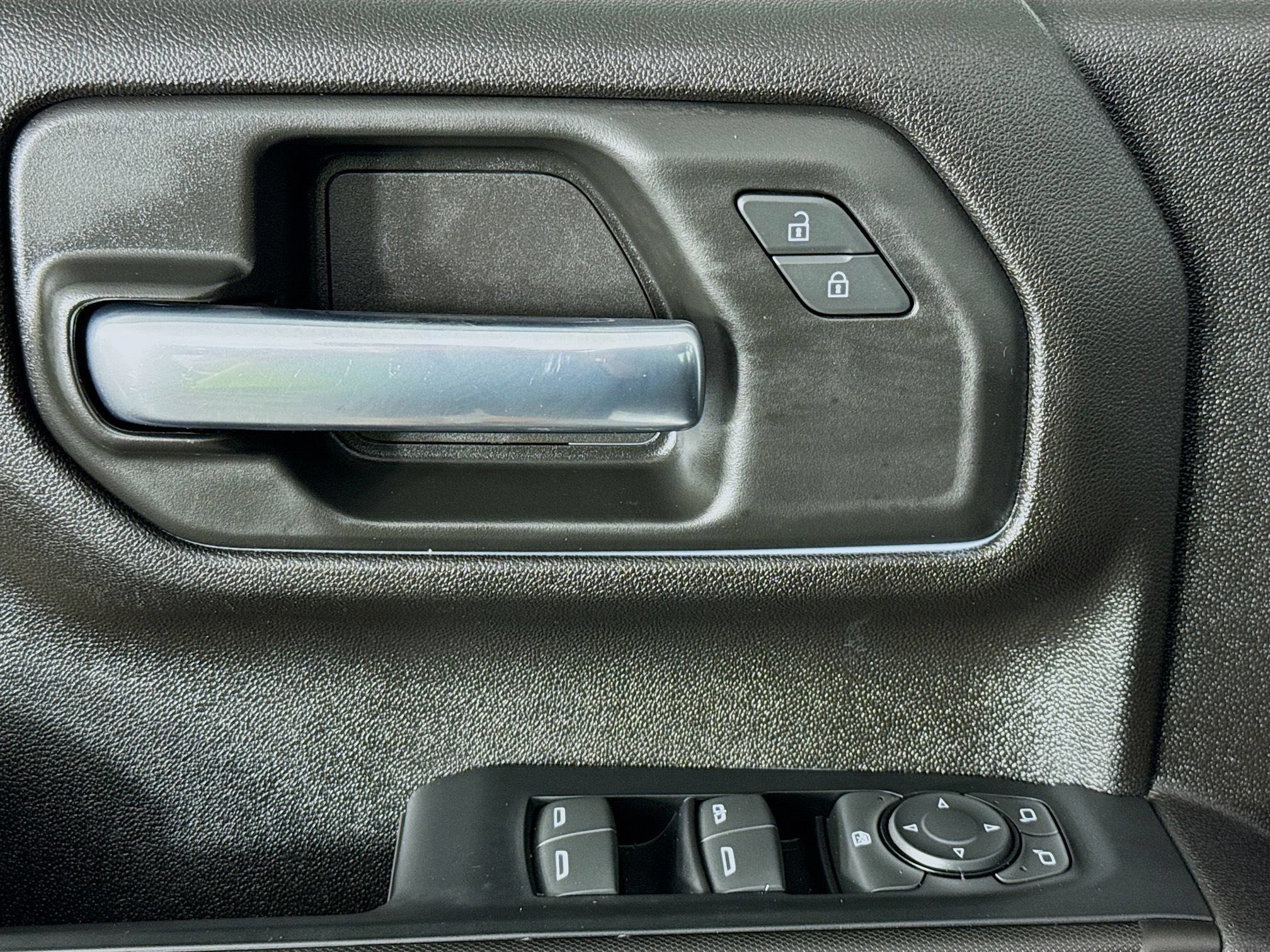 Used 2024 GMC Sierra 2500 Pro w/ Convenience Package image 21