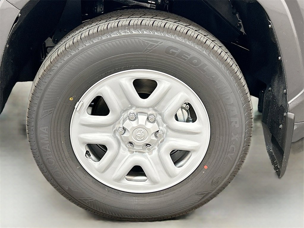 New 2026 Toyota Tundra SR image 9