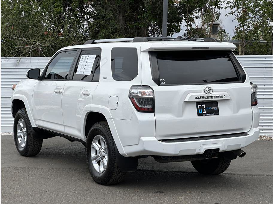 Used 2020 Toyota 4Runner SR5 Premium w/ Moonroof Package AWD/4WD image 13