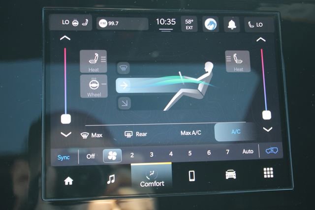 Used 2023 Jeep Grand Cherokee Altitude image 6