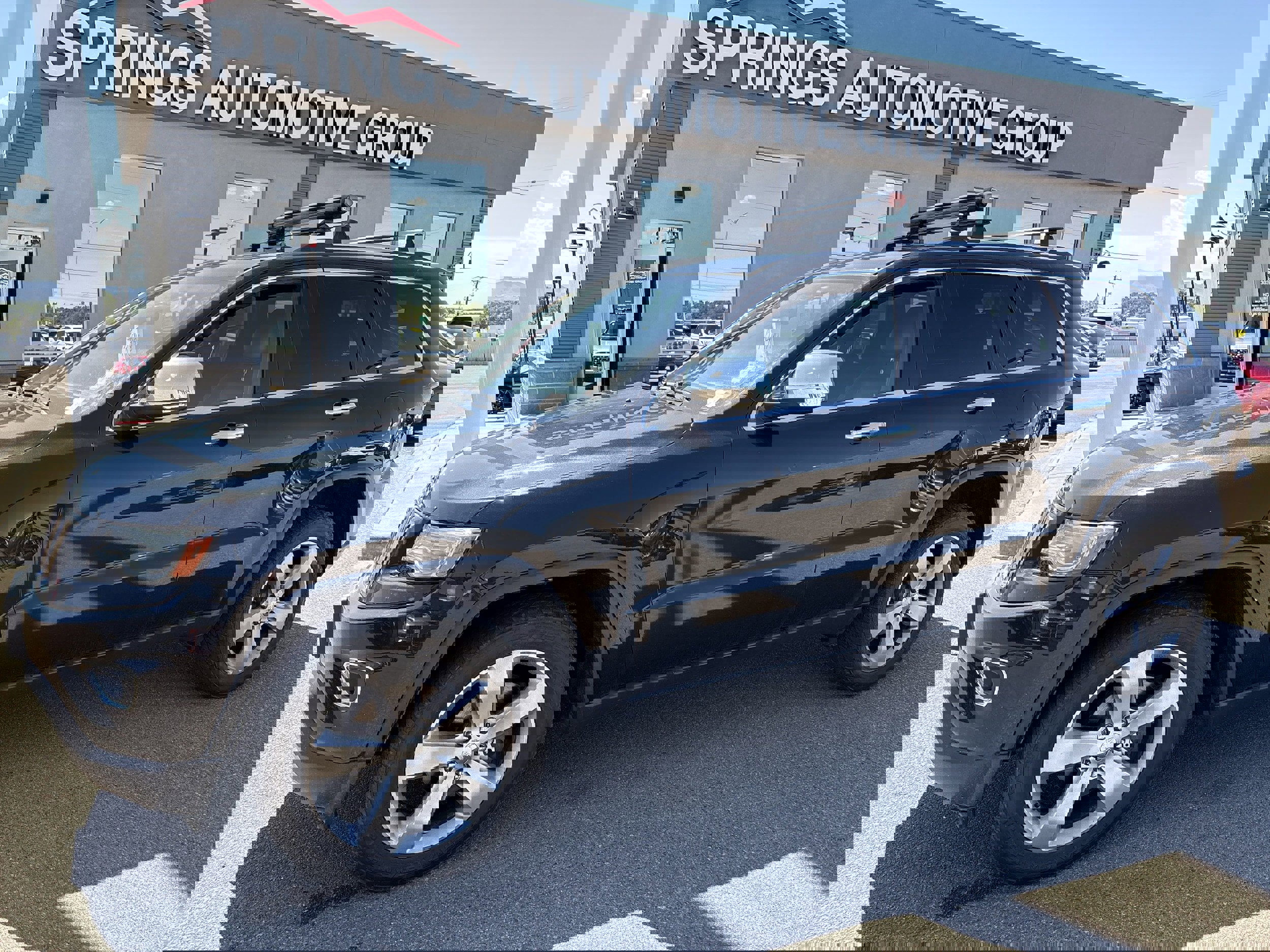 Used 2014 Jeep Grand Cherokee Limited w/ Luxury Group II