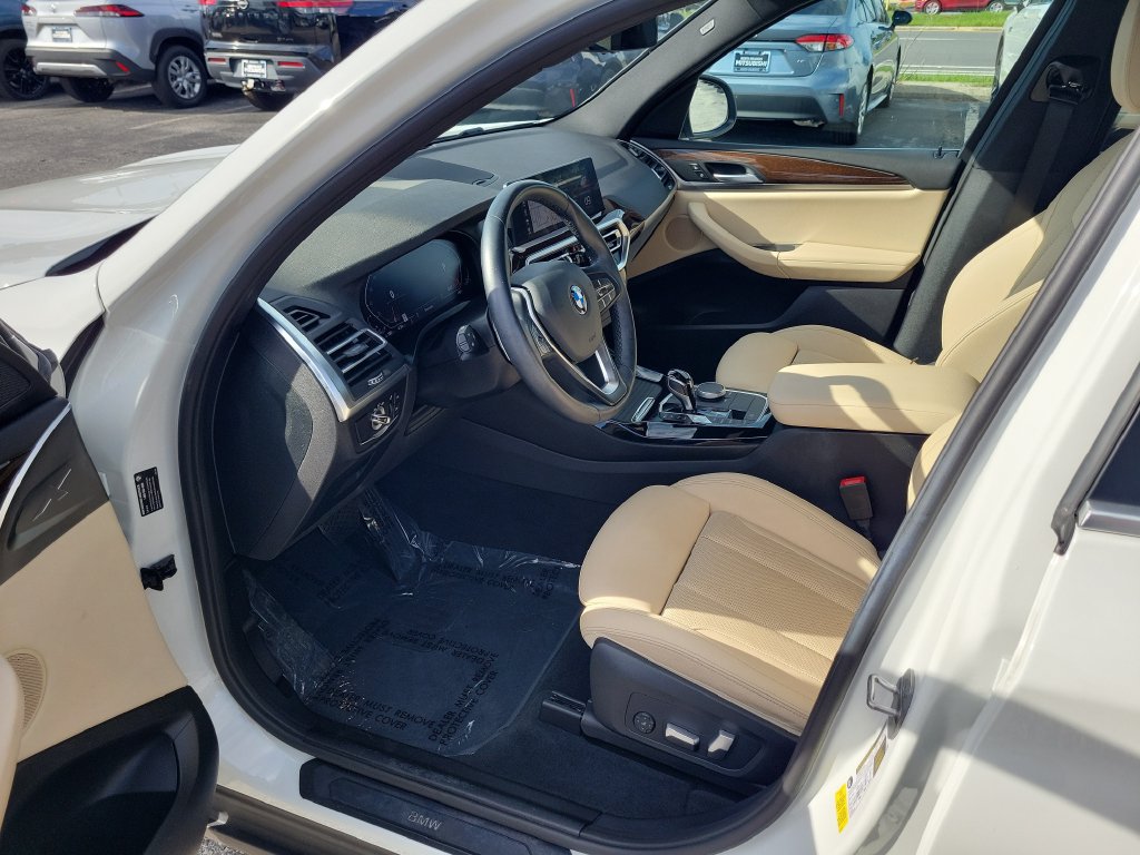 Used 2024 BMW X3 sDrive30i w/ Convenience Package RWD image 15
