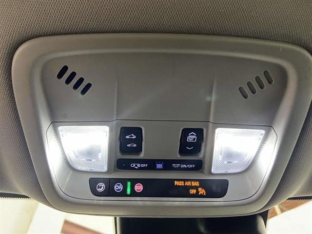 Used 2024 Chevrolet Malibu LT image 17