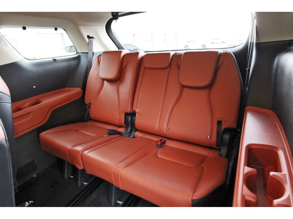 Used 2023 Kia Carnival SX FWD image 14