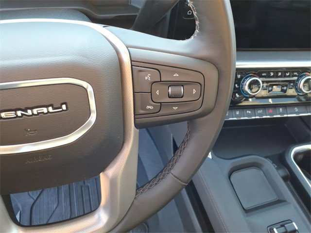 Used 2025 GMC Sierra 3500 Denali w/ Denali Reserve Package image 20