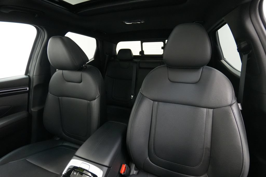 Used 2024 Hyundai Santa Cruz Night AWD/4WD image 17