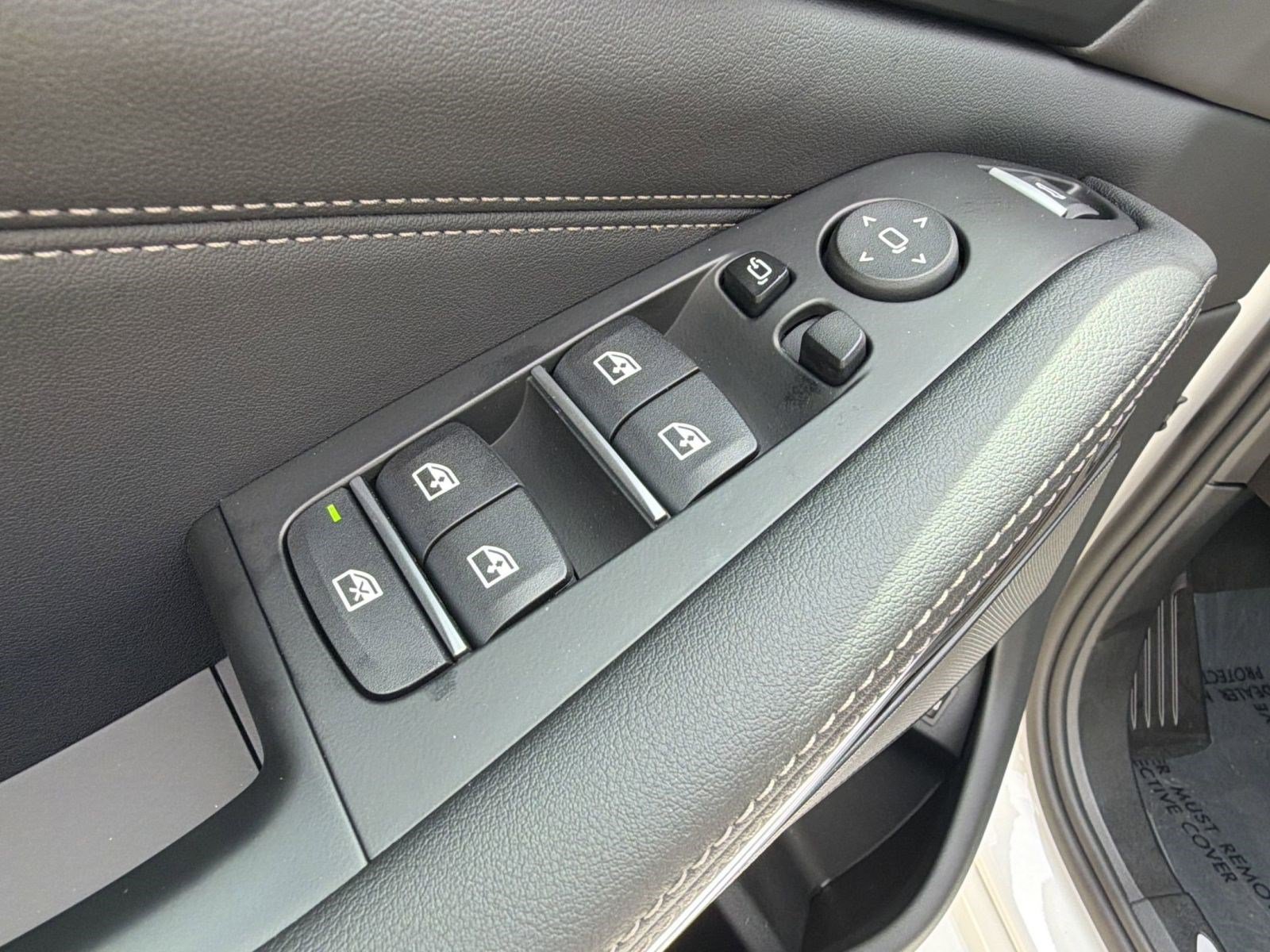 Used 2026 BMW X5 xDrive50e w/ M Sport Package AWD/4WD image 19