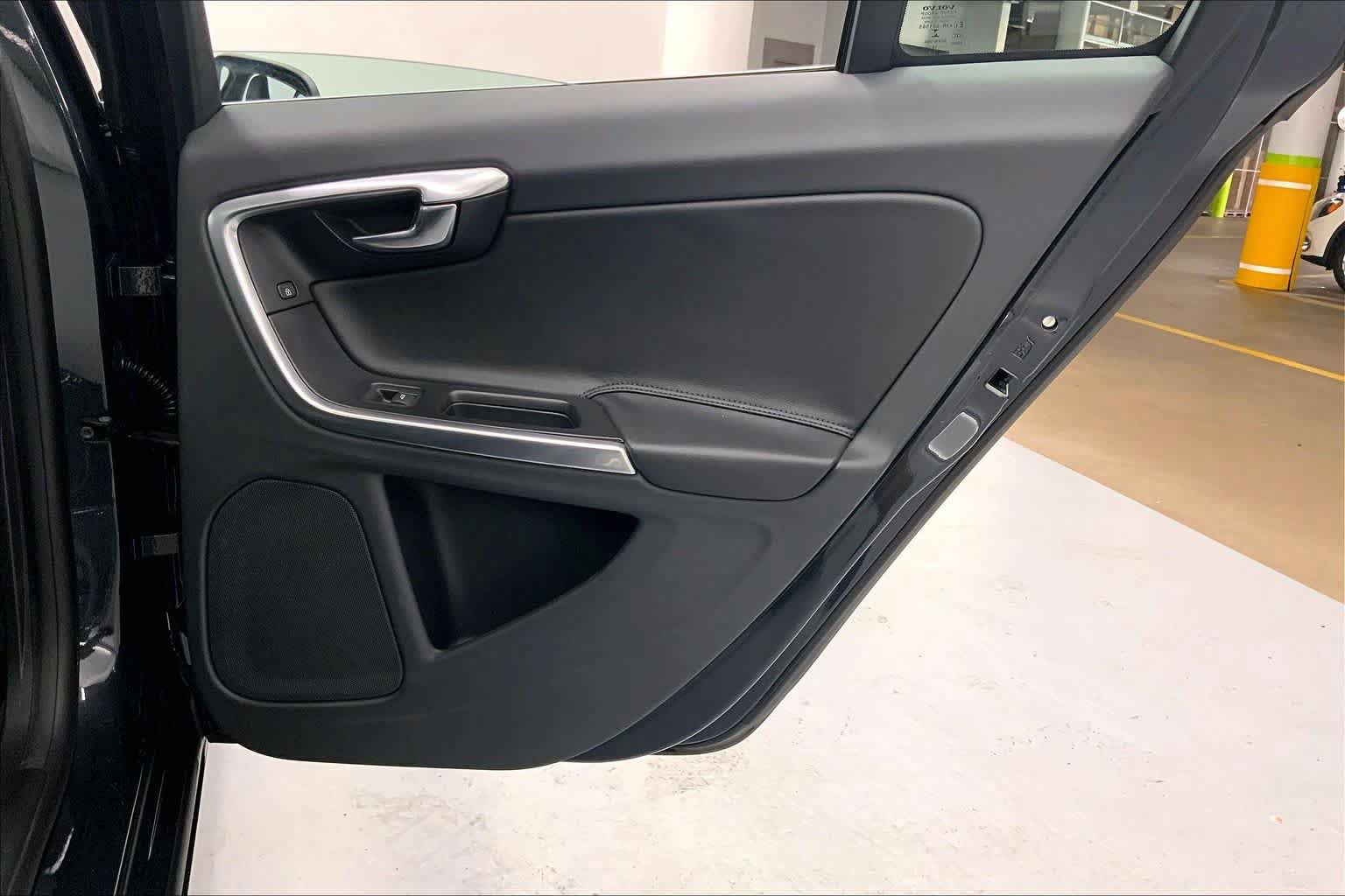 Used 2015 Volvo S60 T5 Premier FWD image 12
