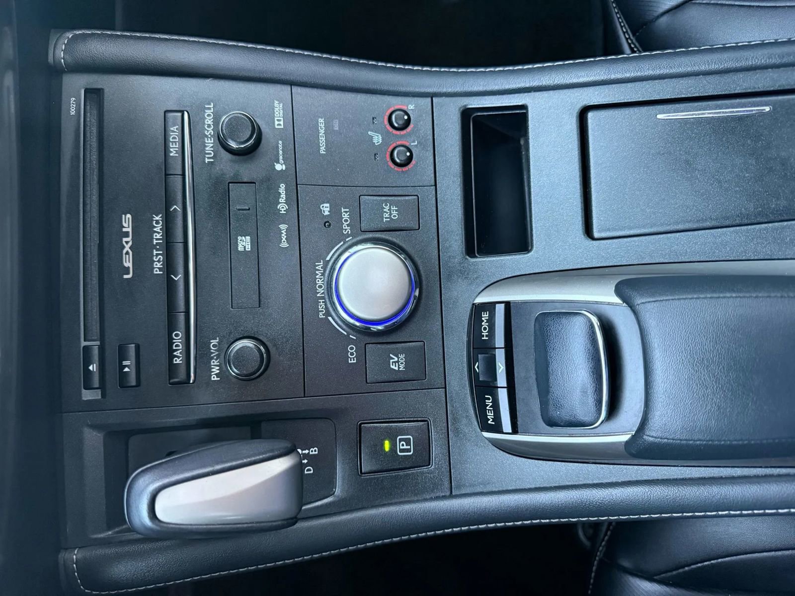 Used 2014 Lexus CT 200h Premium image 39