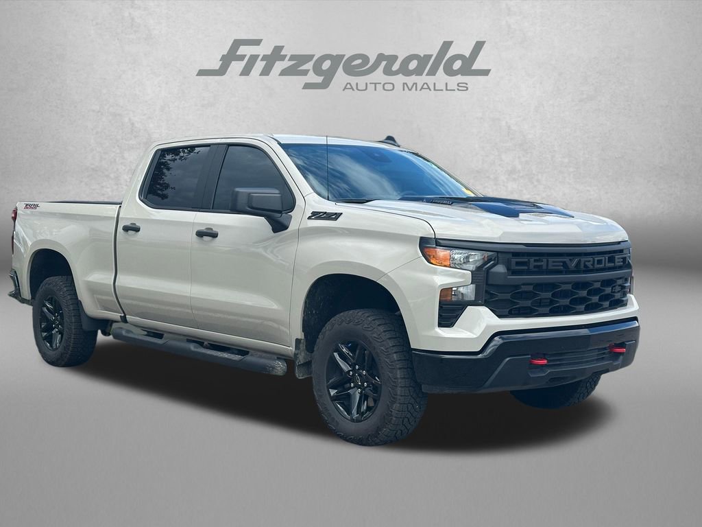 Certified 2026 Chevrolet Silverado 1500 Custom Trail Boss w/ LPO, Dark Essentials Package AWD/4WD image 1