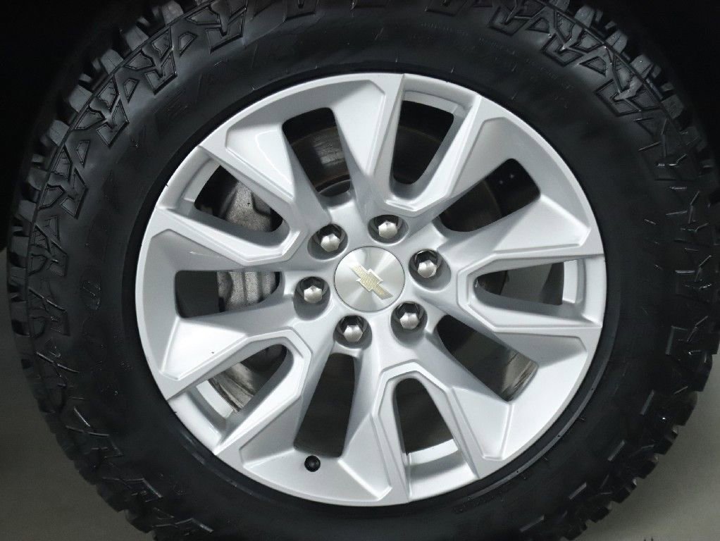 Used 2021 Chevrolet Silverado 1500 Custom image 10