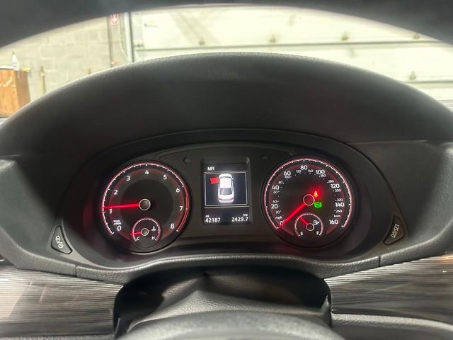 Used 2022 Volkswagen Passat 2.0T R-Line image 19