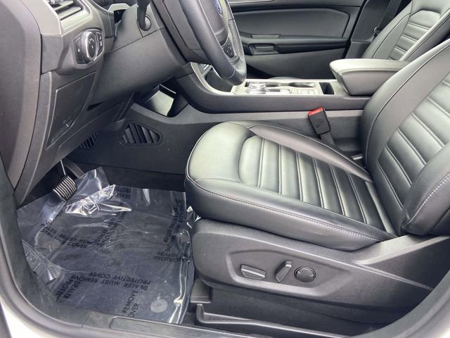 Used 2023 Ford Edge SEL w/ Convenience Package image 13