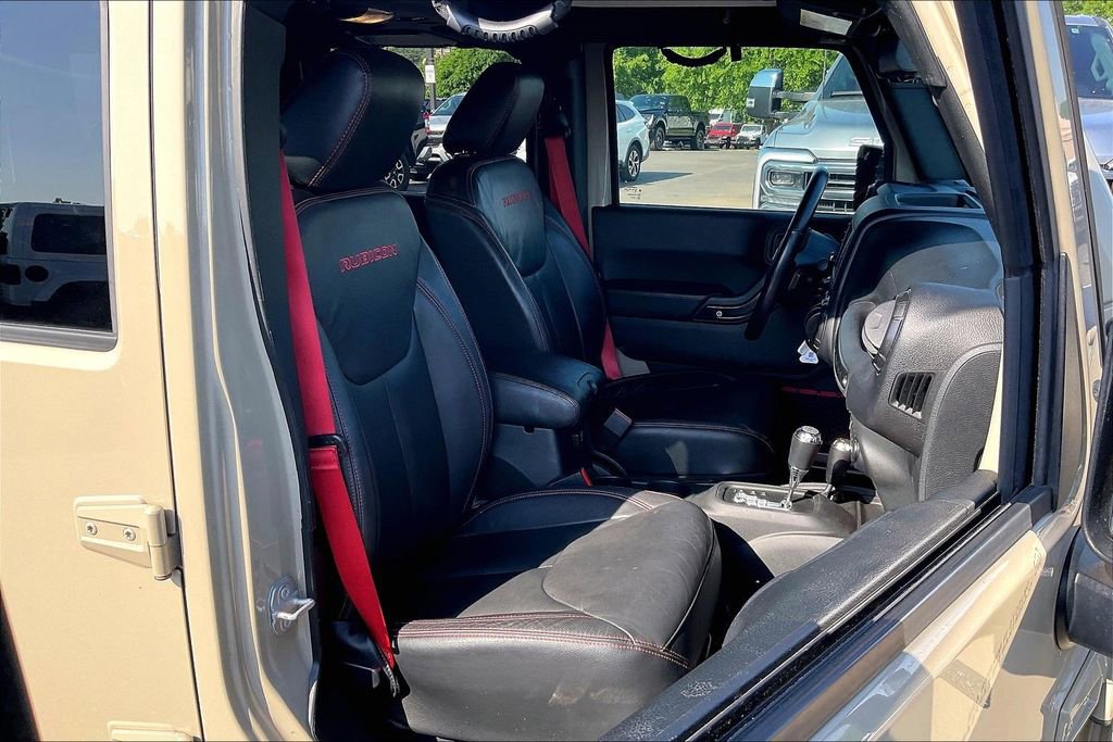 Used 2017 Jeep Wrangler Unlimited Rubicon AWD/4WD image 29
